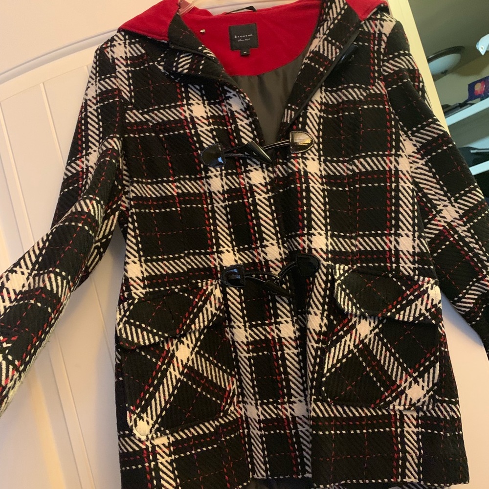 Bratean Sharp Looking Coat With Hood - image 1